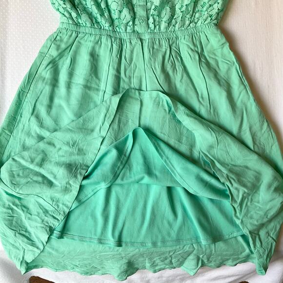 SO Women Dress size M Mint Green Lace Sleeveless Screw Neck KneeLength - Picture 7 of 11